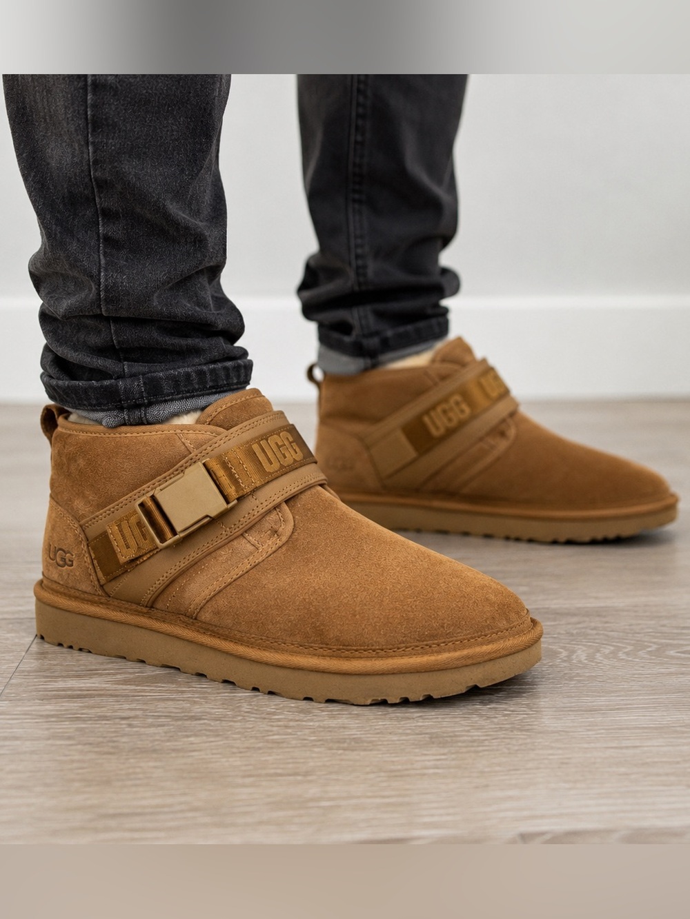 UGG Neumel Snapback Chestnut Suede Boots Men’s 11 Sheepskin Lined 1118570